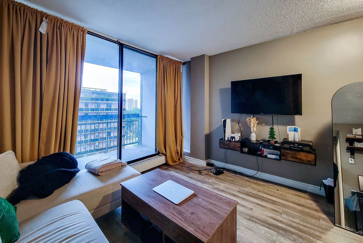 150 Charlton Avenue E Hamilton 150 Charlton Avenue E Hamilton