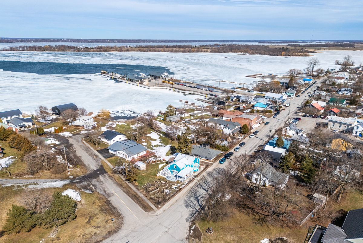 1172 Main Street Frontenac Islands 1172 Main Street Frontenac Islands