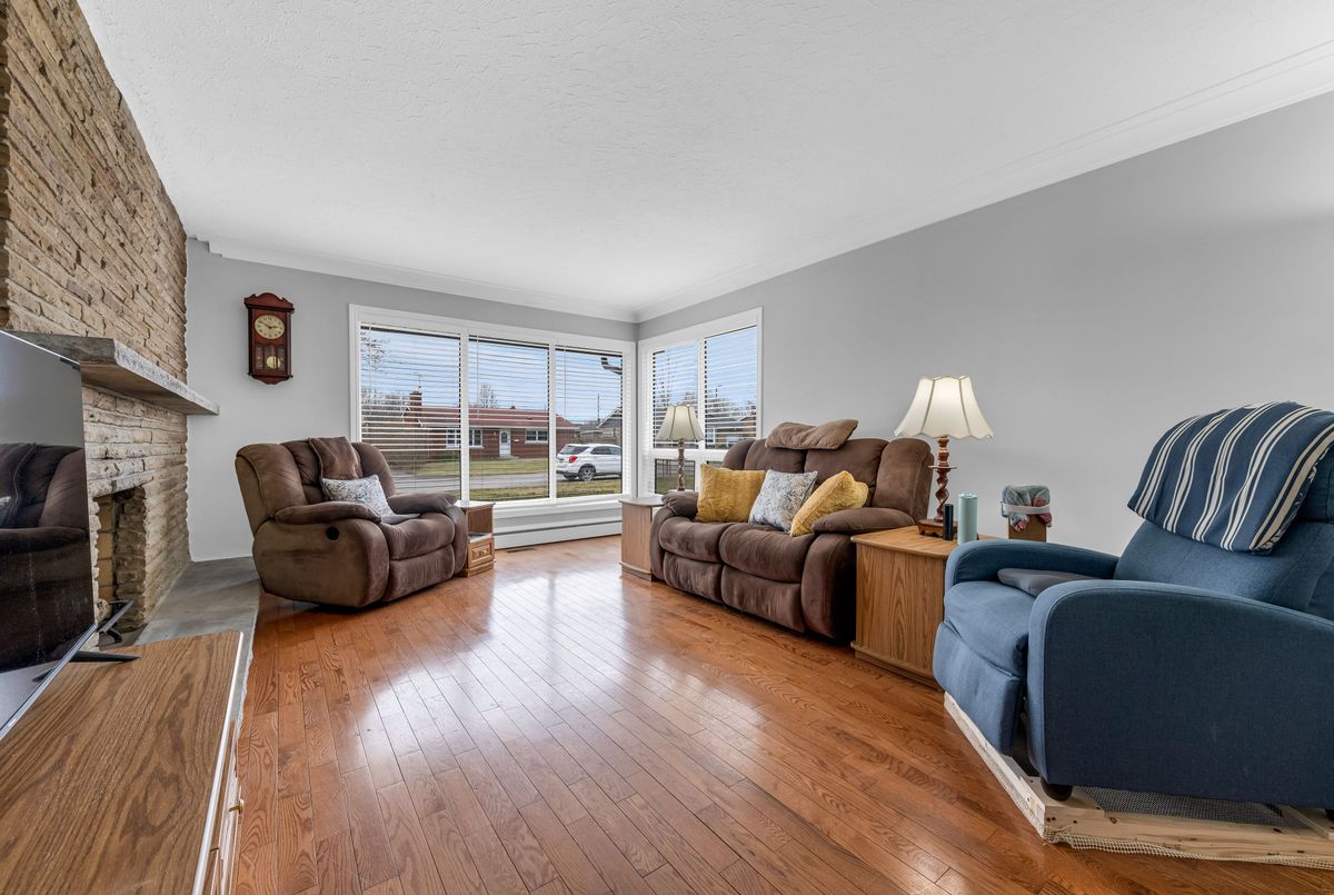 9 Caithness Drive Welland 9 Caithness Drive Welland