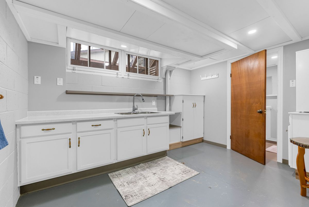 9 Caithness Drive Welland 9 Caithness Drive Welland