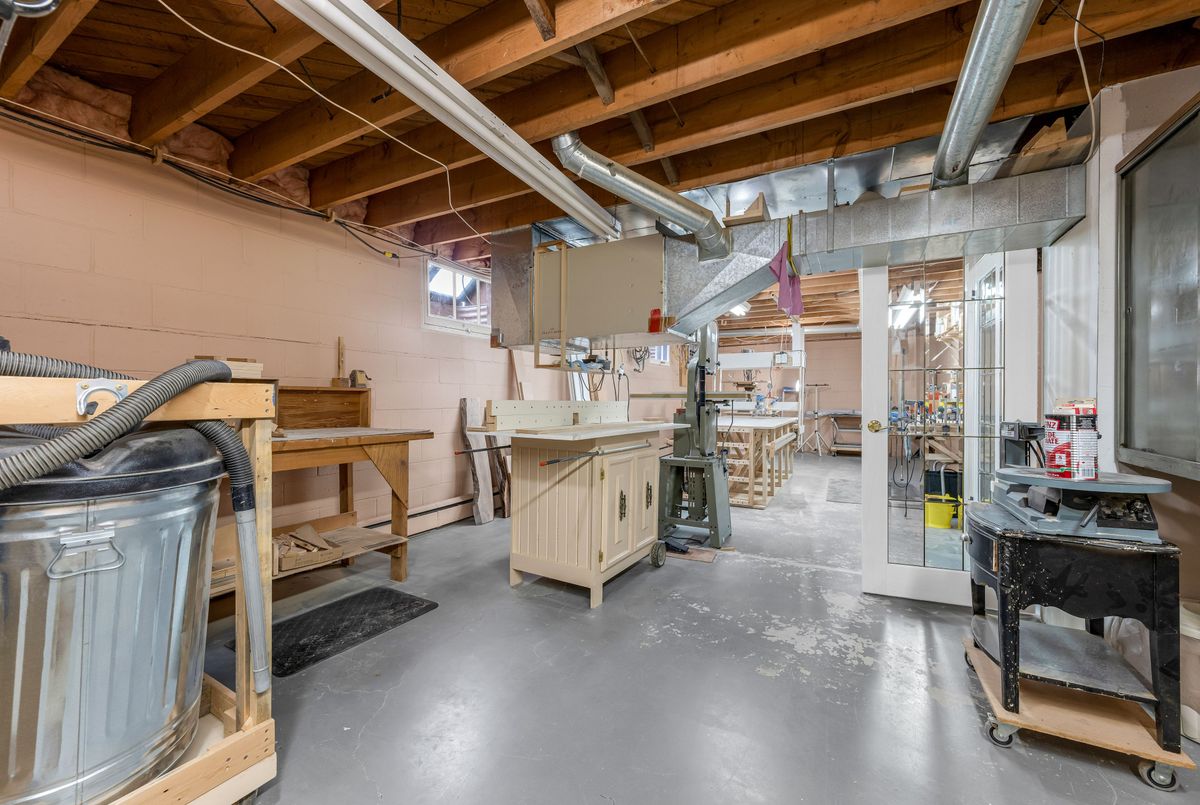 9 Caithness Drive Welland 9 Caithness Drive Welland