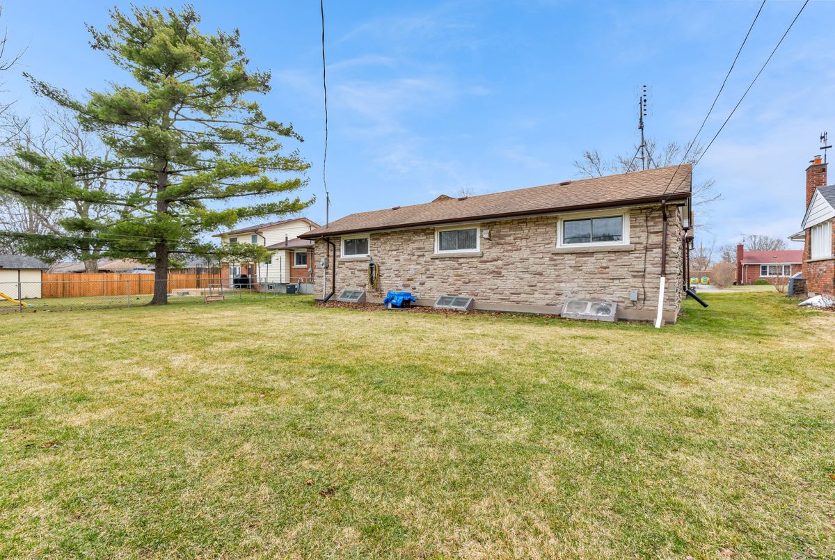 9 Caithness Drive Welland 9 Caithness Drive Welland