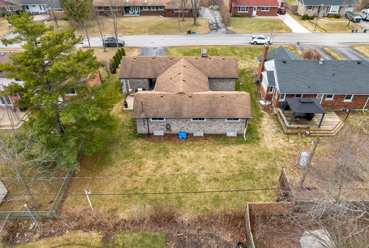 9 Caithness Drive Welland 9 Caithness Drive Welland