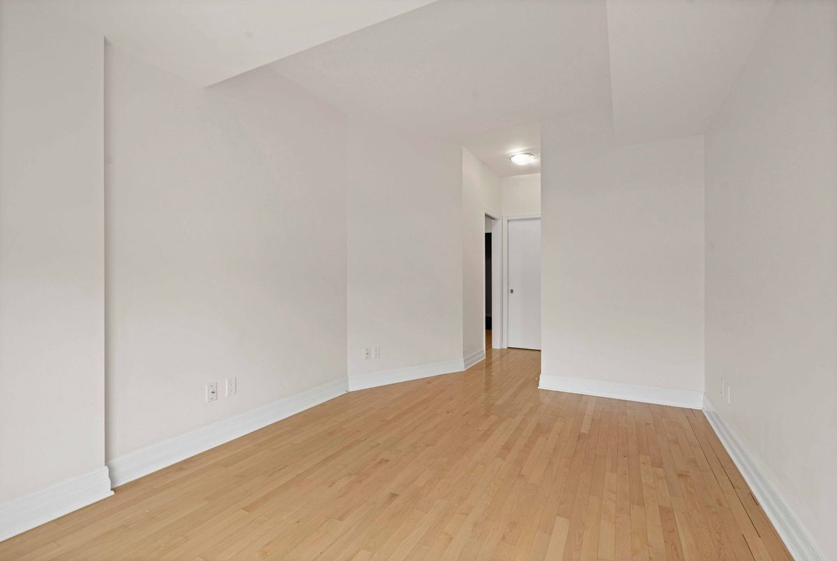 75 Cleary Avenue Carlingwood - Westboro and Area 75 Cleary Avenue Carlingwood - Westboro and Area