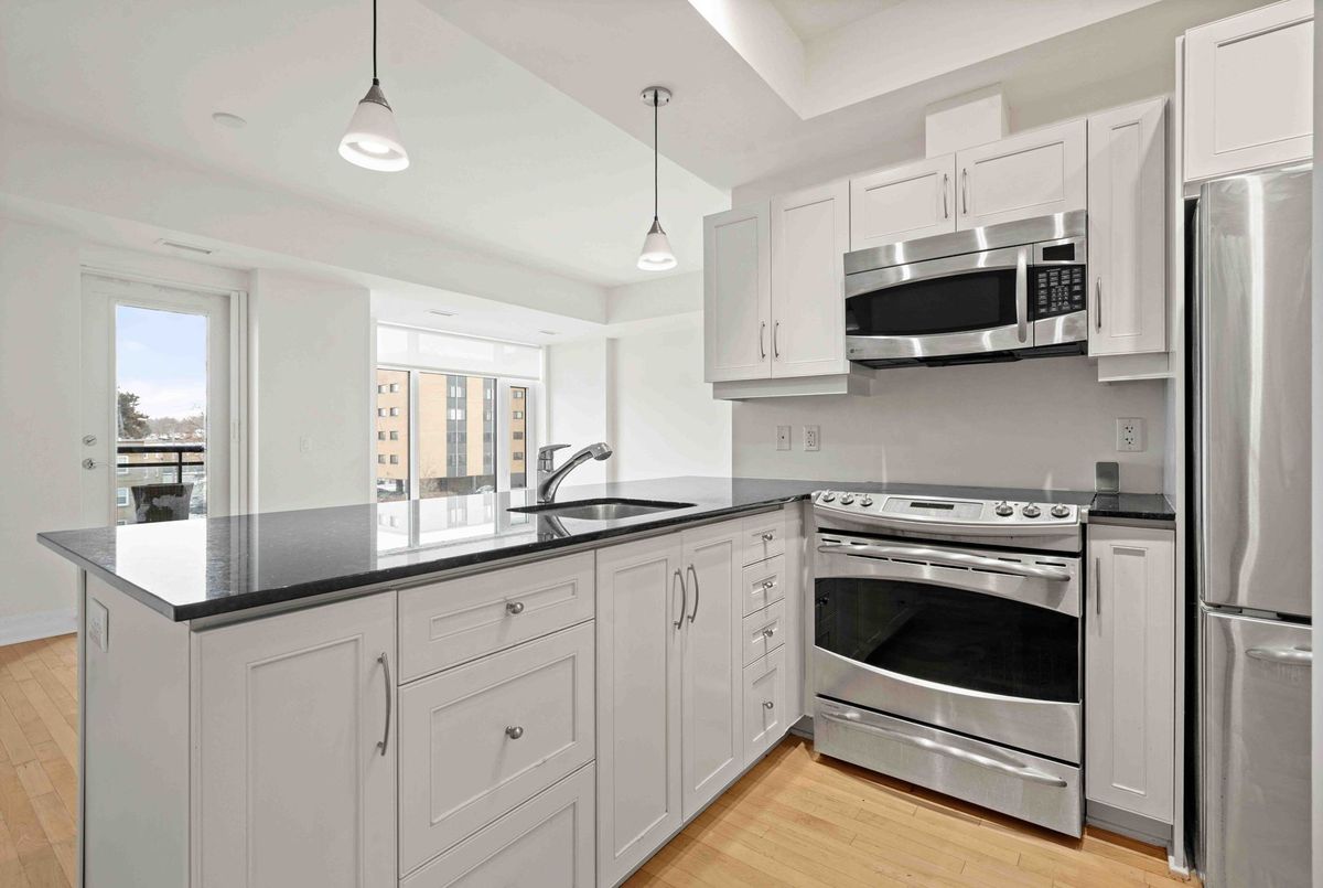 75 Cleary Avenue Carlingwood - Westboro and Area 75 Cleary Avenue Carlingwood - Westboro and Area