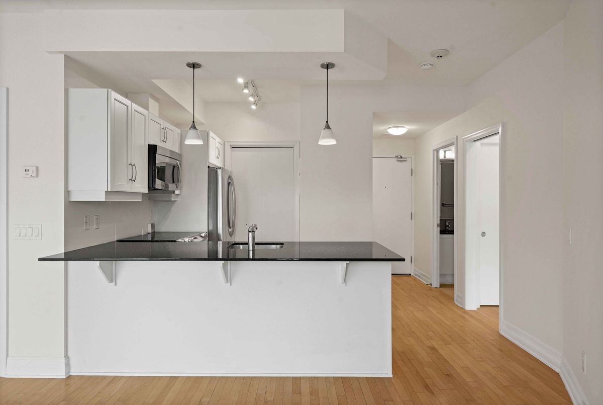 75 Cleary Avenue Carlingwood - Westboro and Area 75 Cleary Avenue Carlingwood - Westboro and Area
