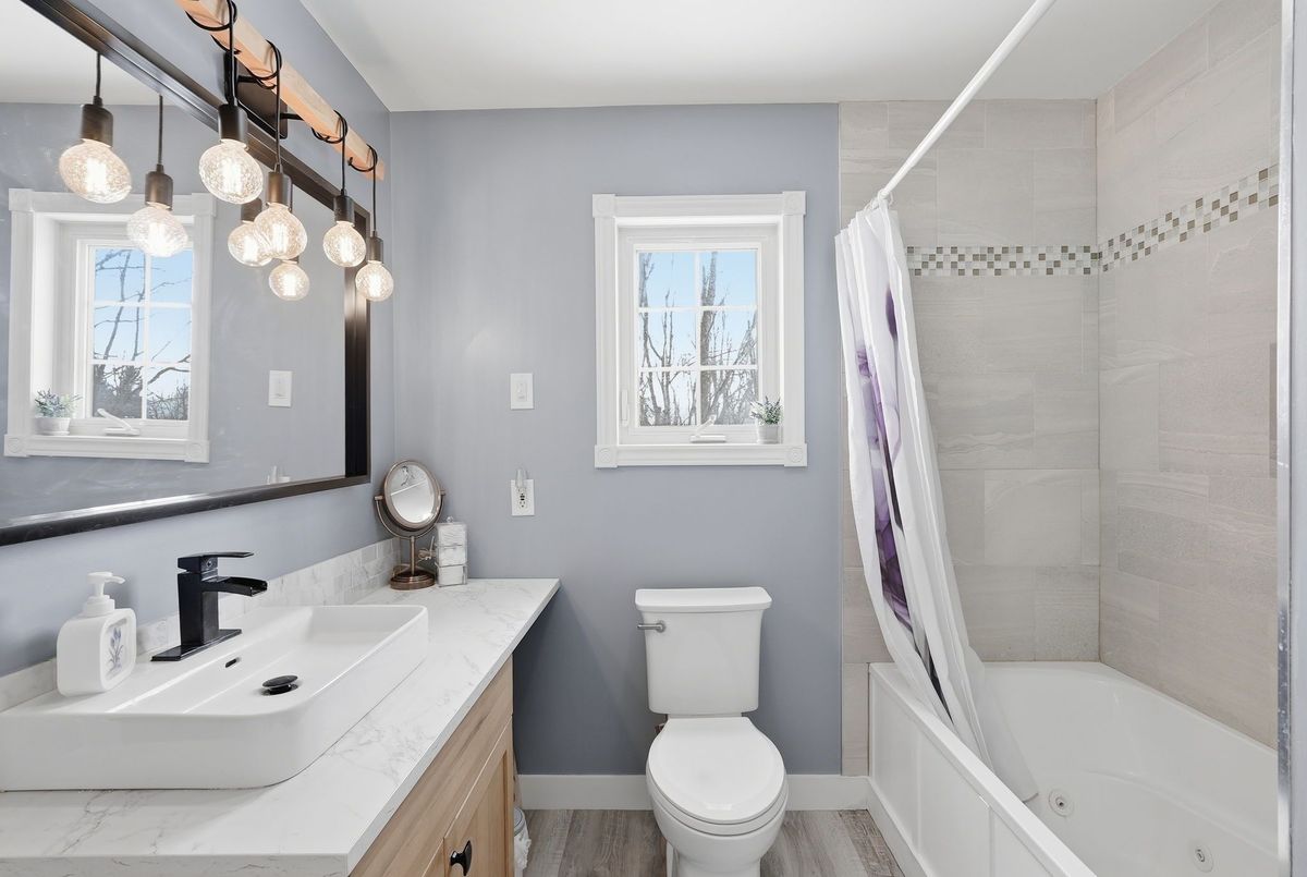 25 JOHN Street W Minto 25 JOHN Street W Minto