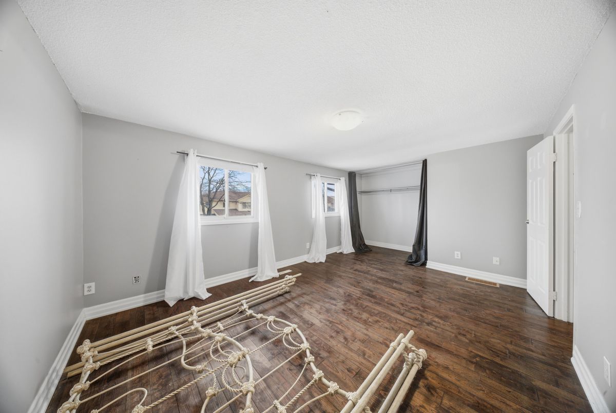 860 Rymal Road E Hamilton 860 Rymal Road E Hamilton