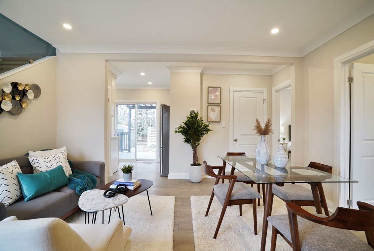 96 MOHAWK Road E Hamilton 96 MOHAWK Road E Hamilton