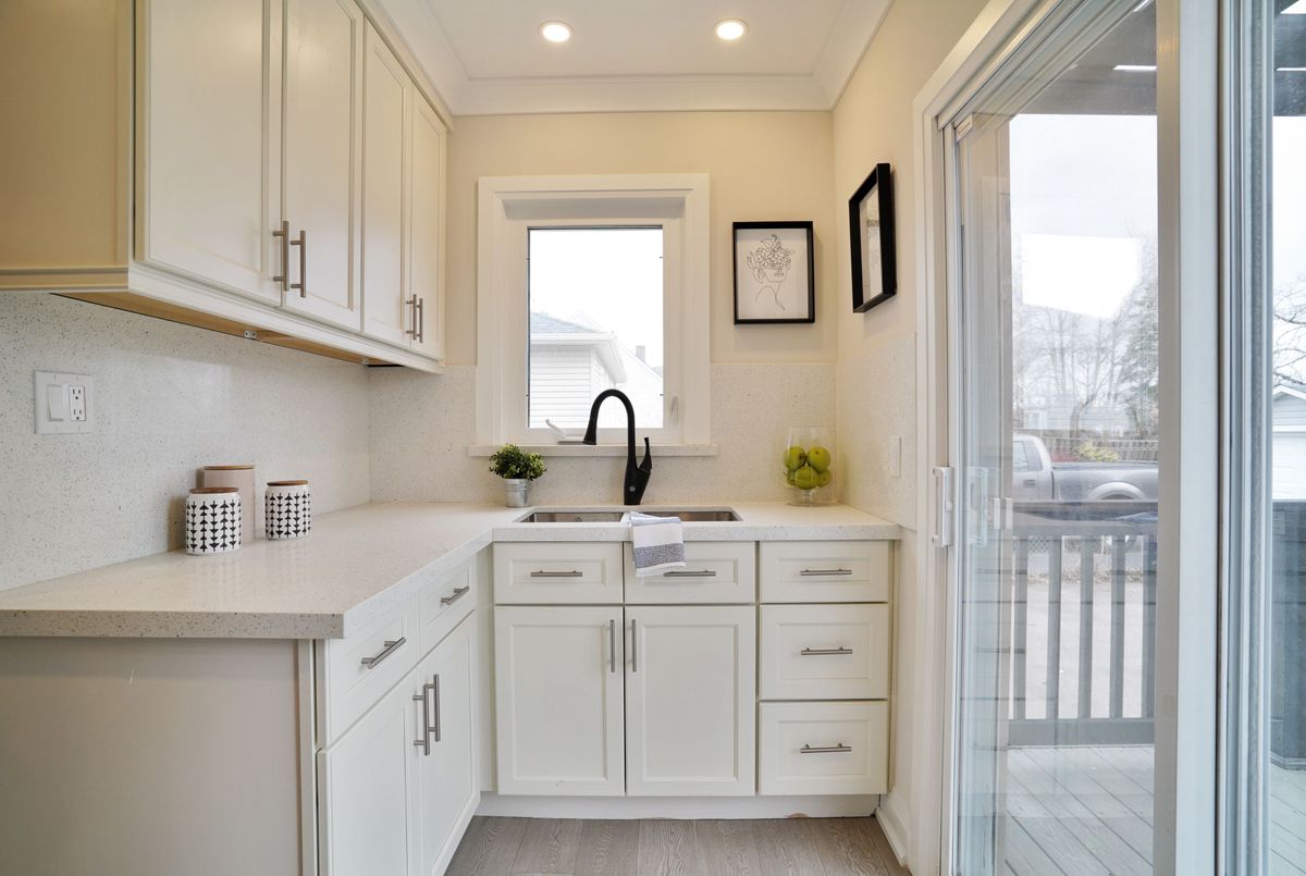 96 MOHAWK Road E Hamilton 96 MOHAWK Road E Hamilton