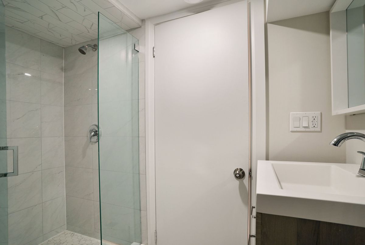 96 MOHAWK Road E Hamilton 96 MOHAWK Road E Hamilton