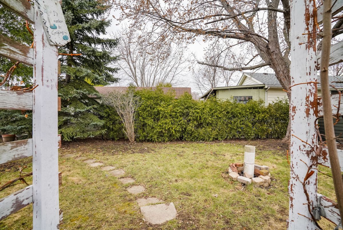 96 MOHAWK Road E Hamilton 96 MOHAWK Road E Hamilton