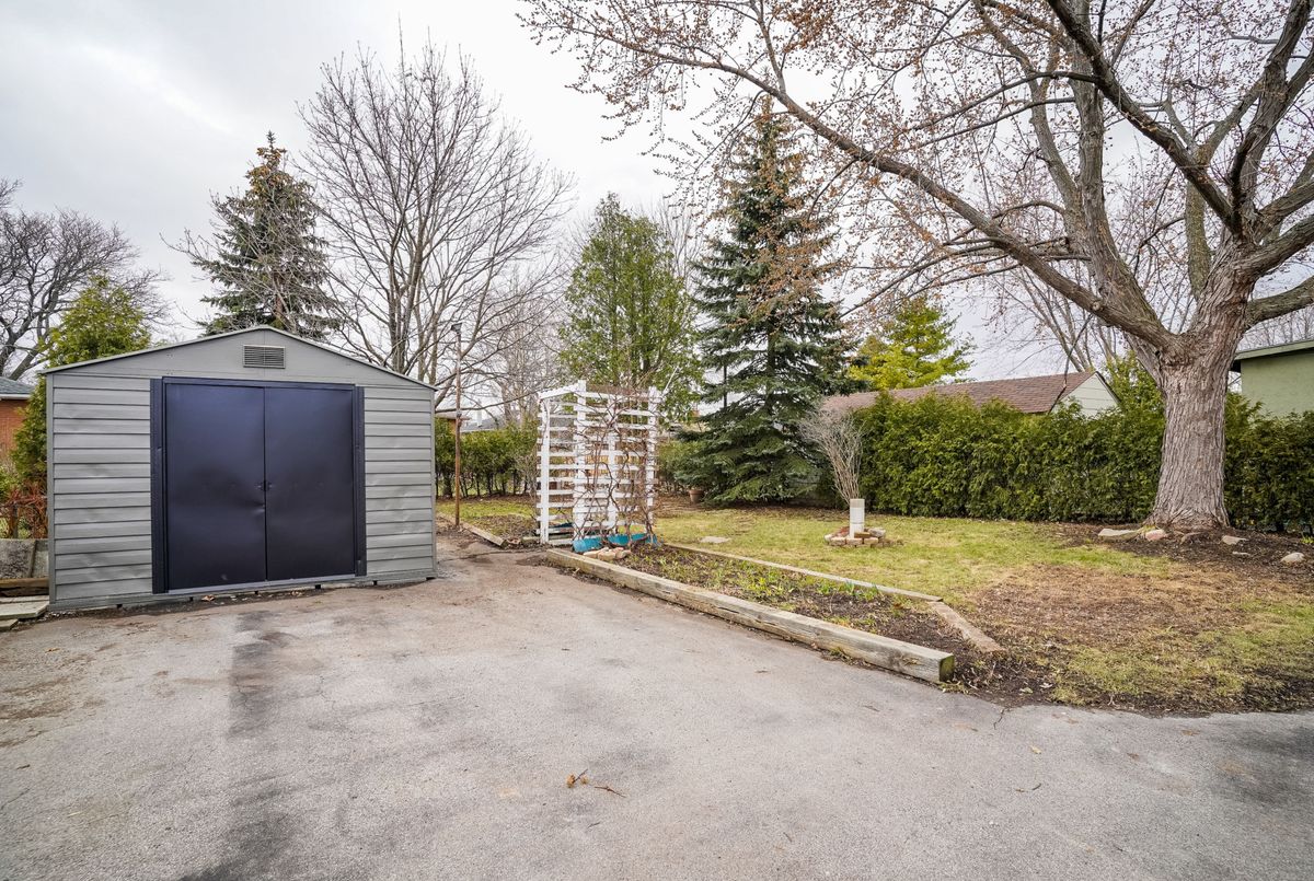 96 MOHAWK Road E Hamilton 96 MOHAWK Road E Hamilton