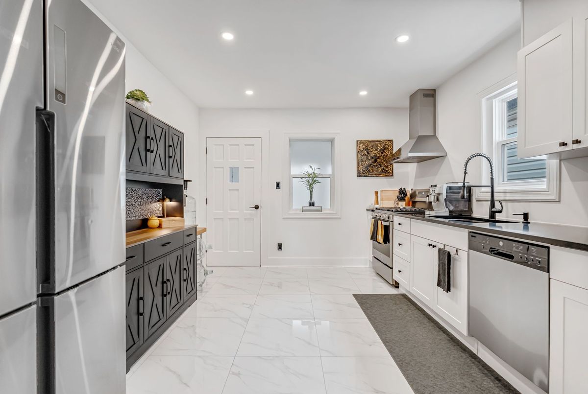 188 Bay Street N Hamilton 188 Bay Street N Hamilton