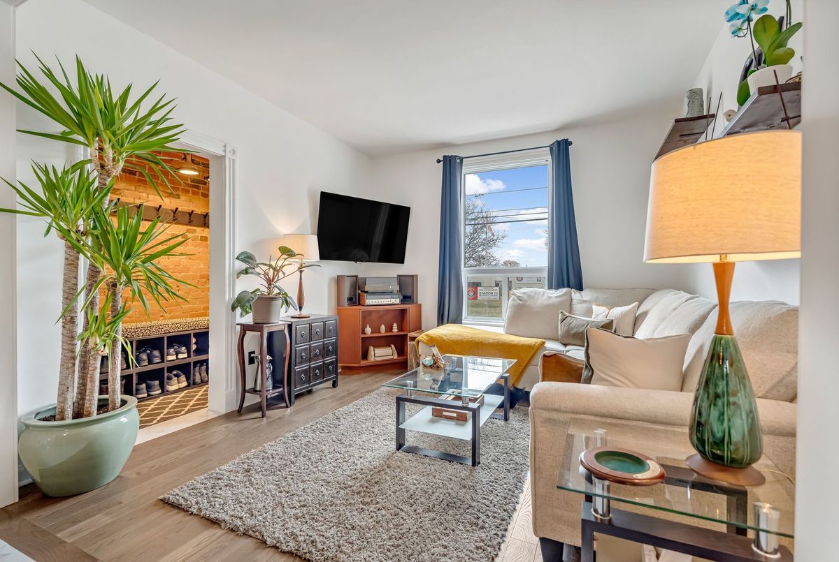 188 Bay Street N Hamilton 188 Bay Street N Hamilton