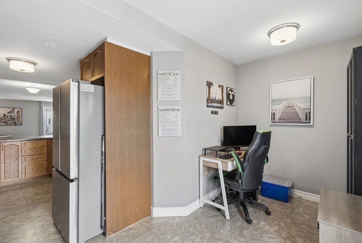 616 Chapman Mills Drive Barrhaven 616 Chapman Mills Drive Barrhaven