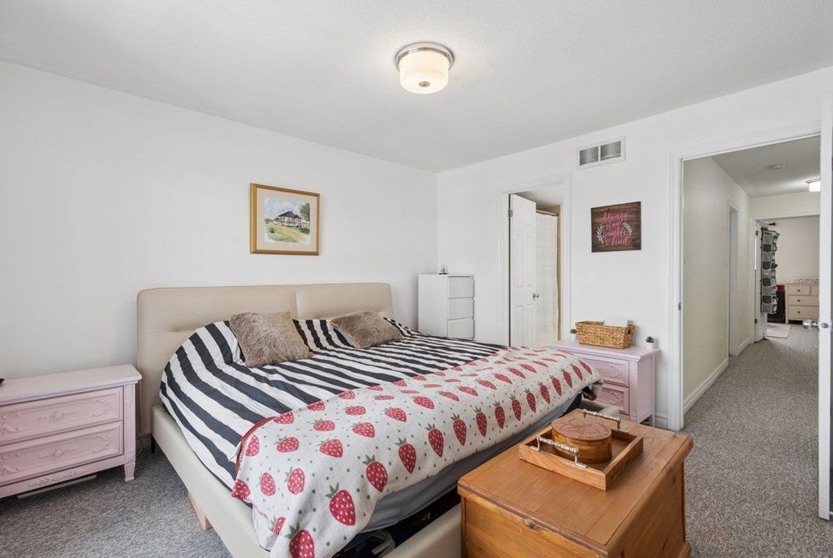 616 Chapman Mills Drive Barrhaven 616 Chapman Mills Drive Barrhaven