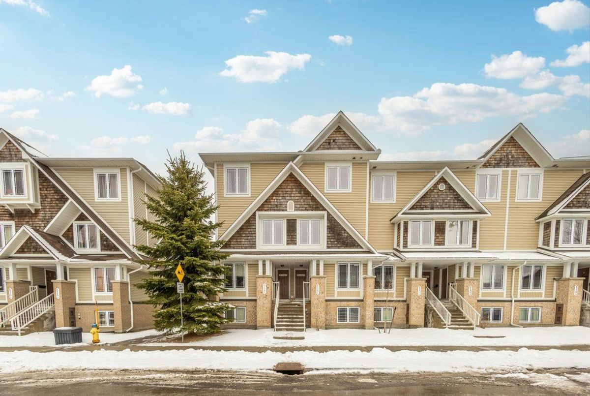 616 Chapman Mills Drive Barrhaven 616 Chapman Mills Drive Barrhaven
