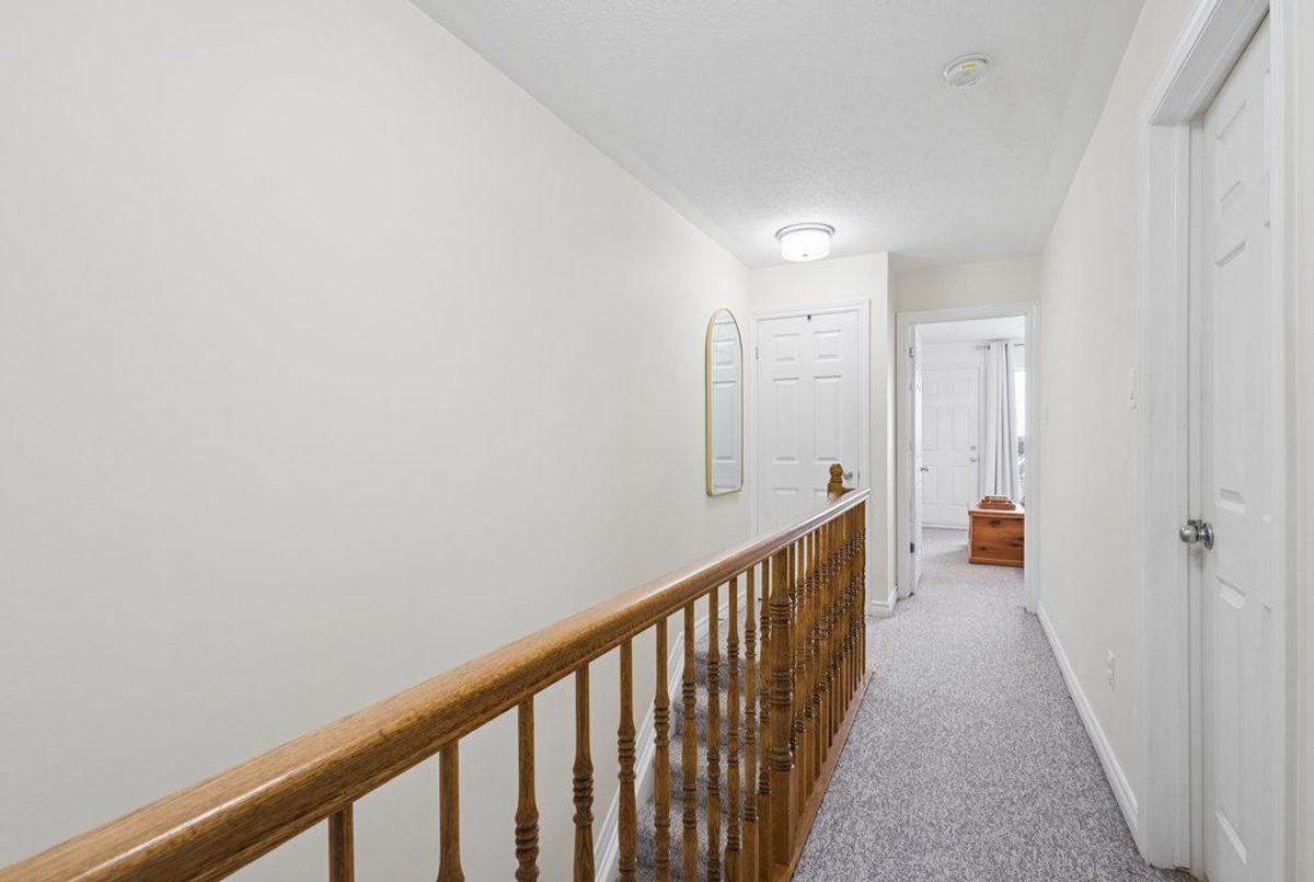 616 Chapman Mills Drive Barrhaven 616 Chapman Mills Drive Barrhaven