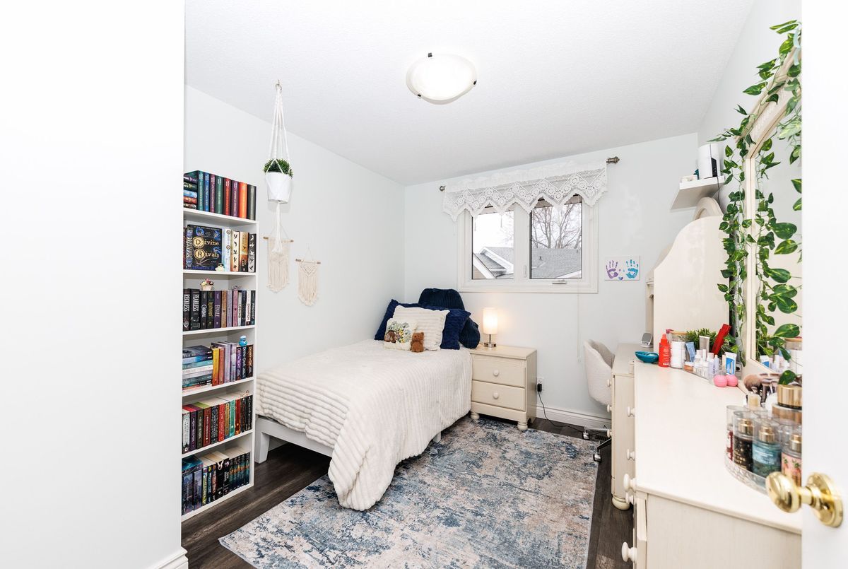 15 Carousel Circle St. Catharines 15 Carousel Circle St. Catharines