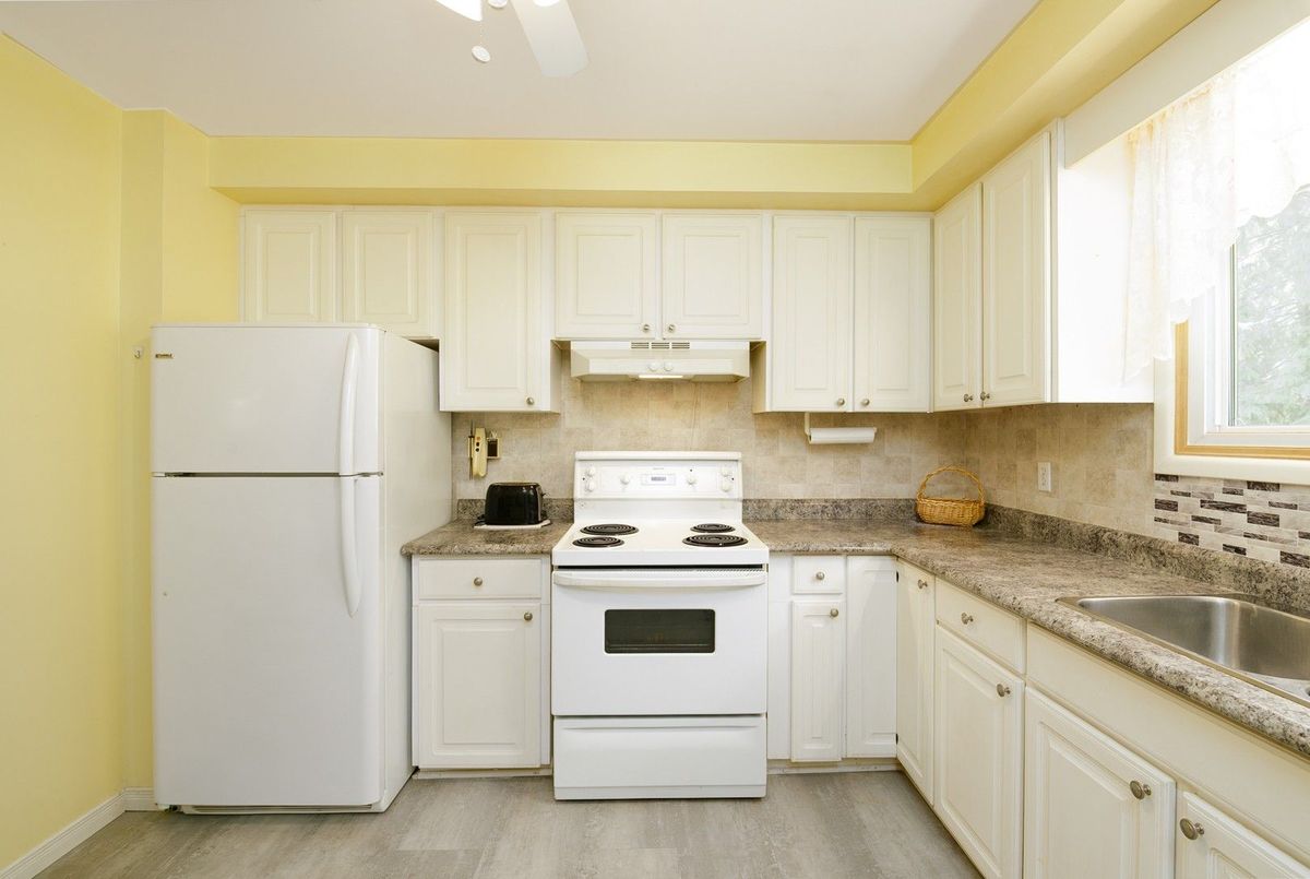 31 Lexington Crescent Belleville 31 Lexington Crescent Belleville