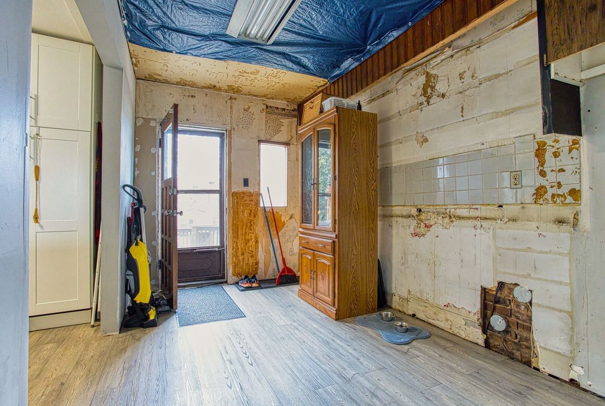 145 Albany Avenue Hamilton 145 Albany Avenue Hamilton