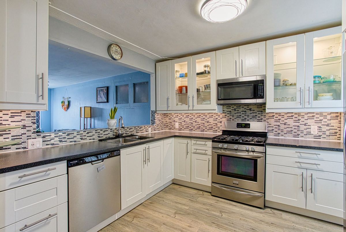 145 Albany Avenue Hamilton 145 Albany Avenue Hamilton