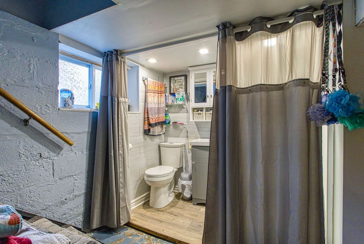 145 Albany Avenue Hamilton 145 Albany Avenue Hamilton