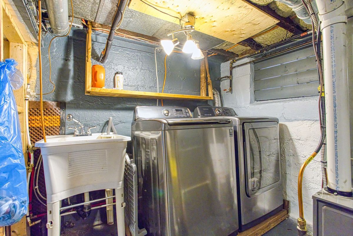 145 Albany Avenue Hamilton 145 Albany Avenue Hamilton