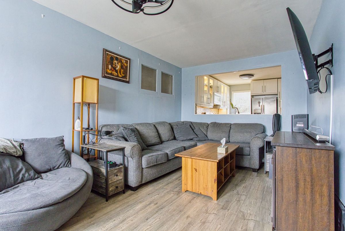 145 Albany Avenue Hamilton 145 Albany Avenue Hamilton