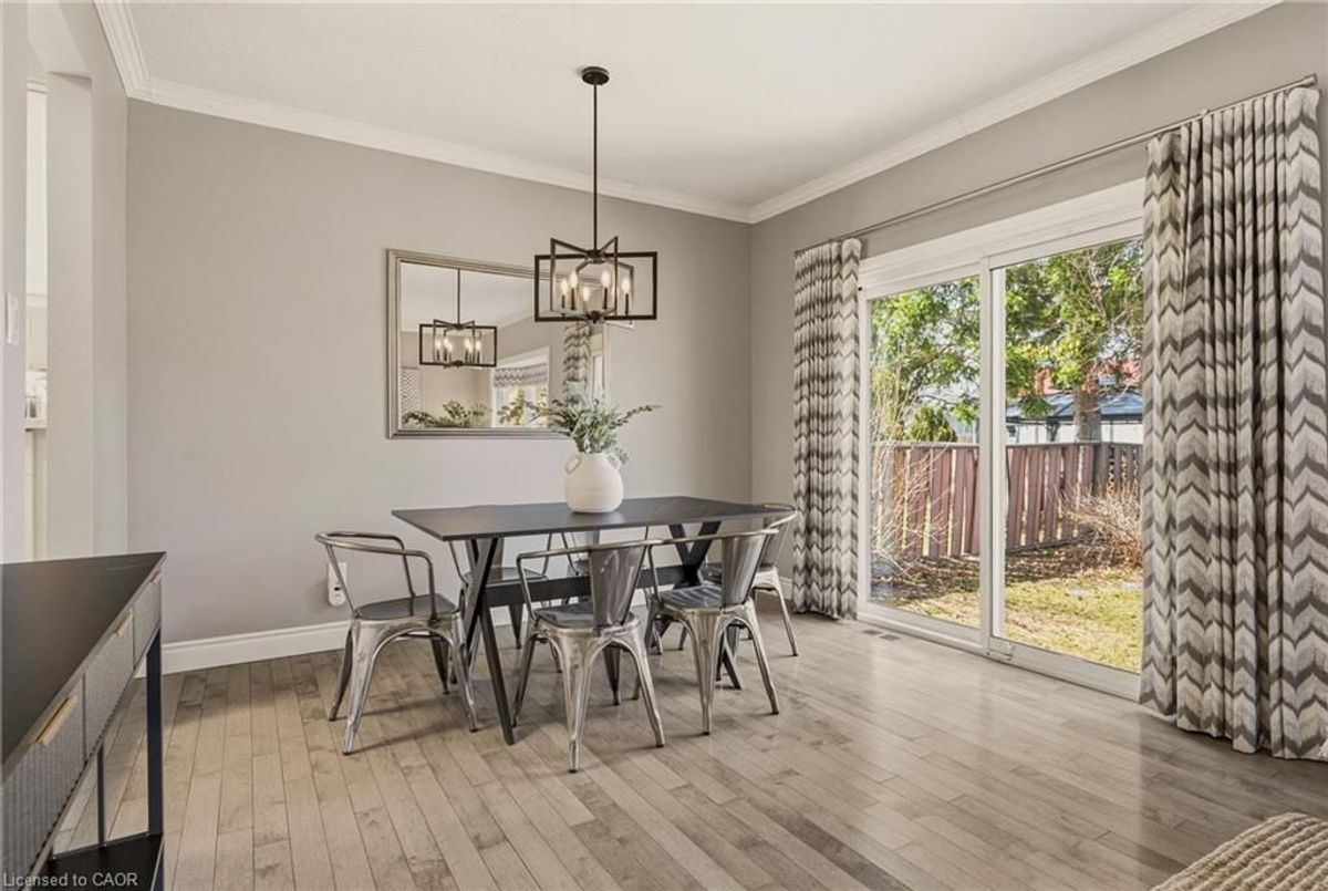 357 REXFORD Drive Hamilton 357 REXFORD Drive Hamilton