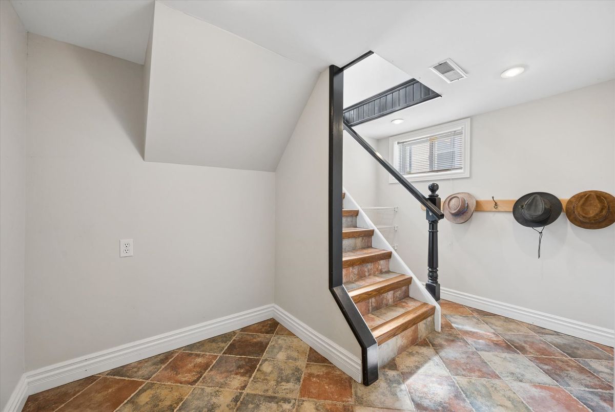 635 Lawrence Street Cambridge 635 Lawrence Street Cambridge