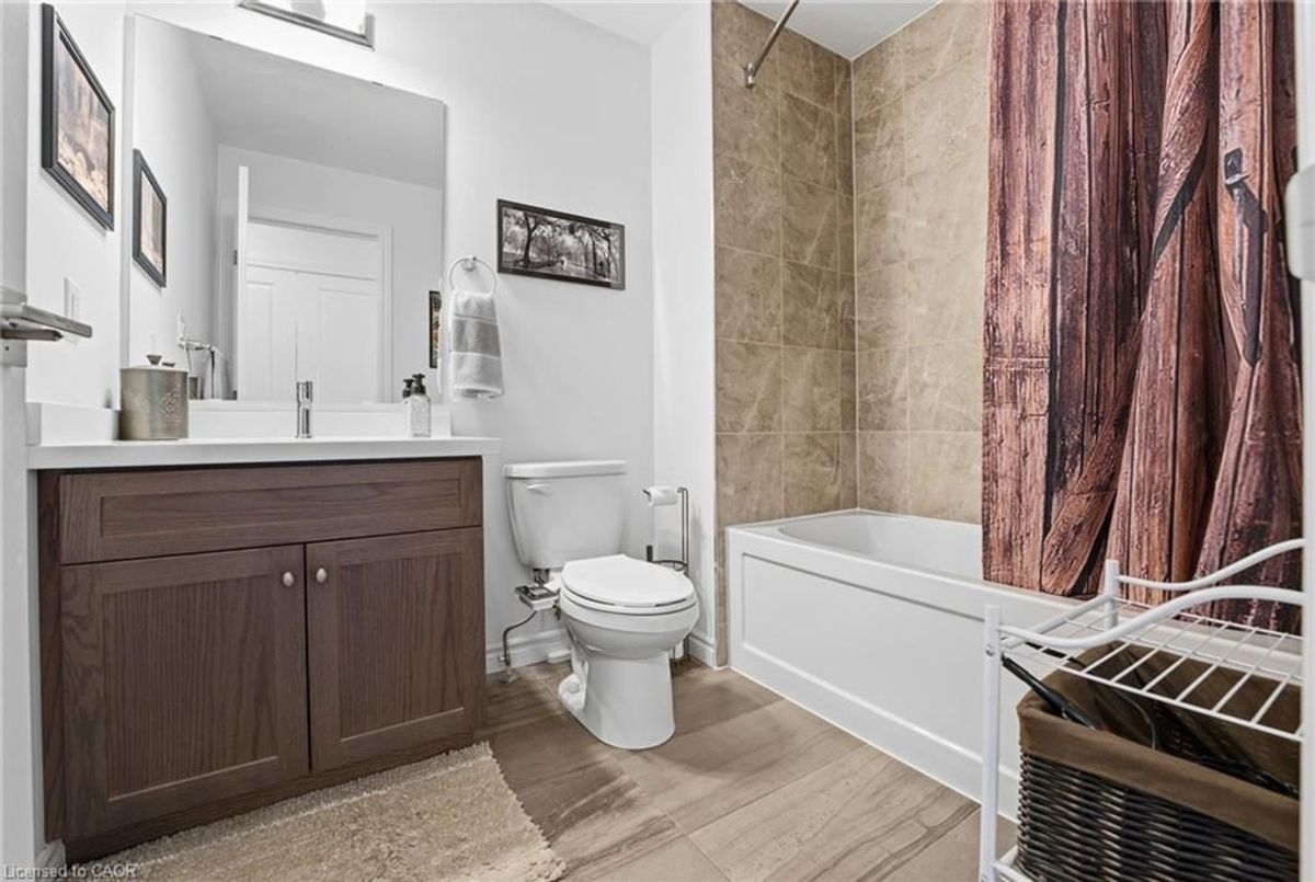 30 TIMES SQUARE Boulevard Hamilton 30 TIMES SQUARE Boulevard Hamilton