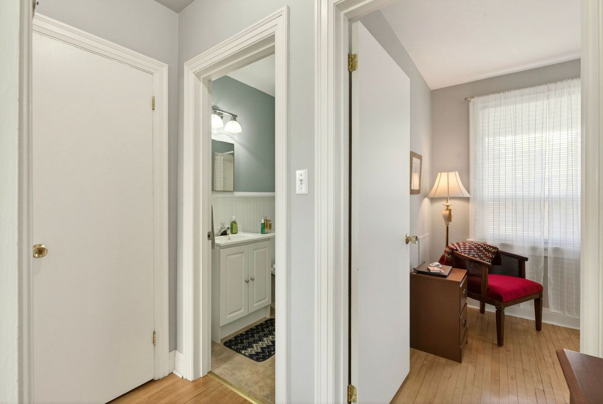 944 Garth Street Hamilton 944 Garth Street Hamilton