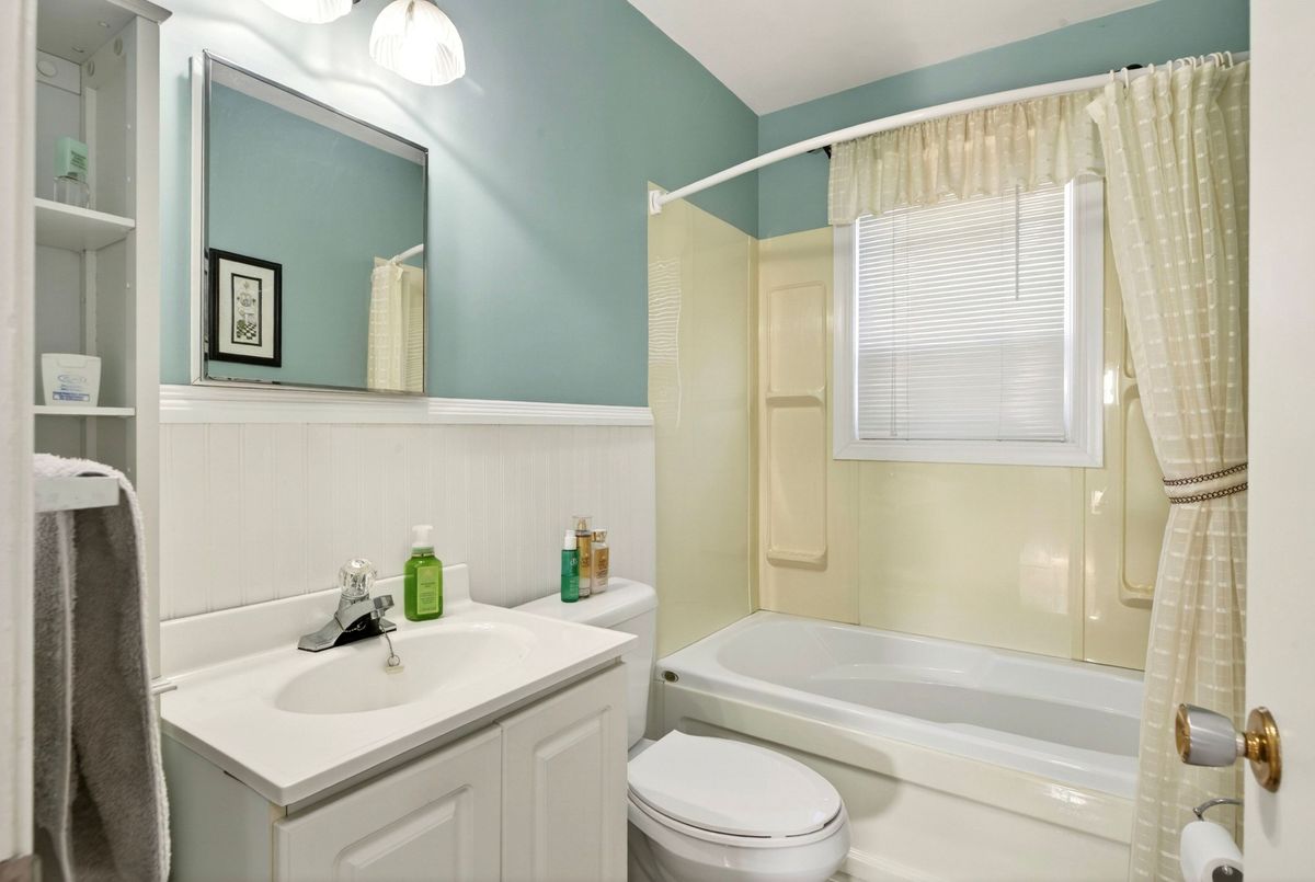 944 Garth Street Hamilton 944 Garth Street Hamilton