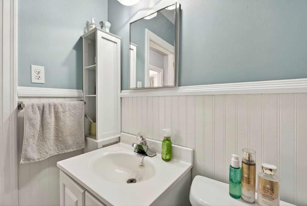 944 Garth Street Hamilton 944 Garth Street Hamilton