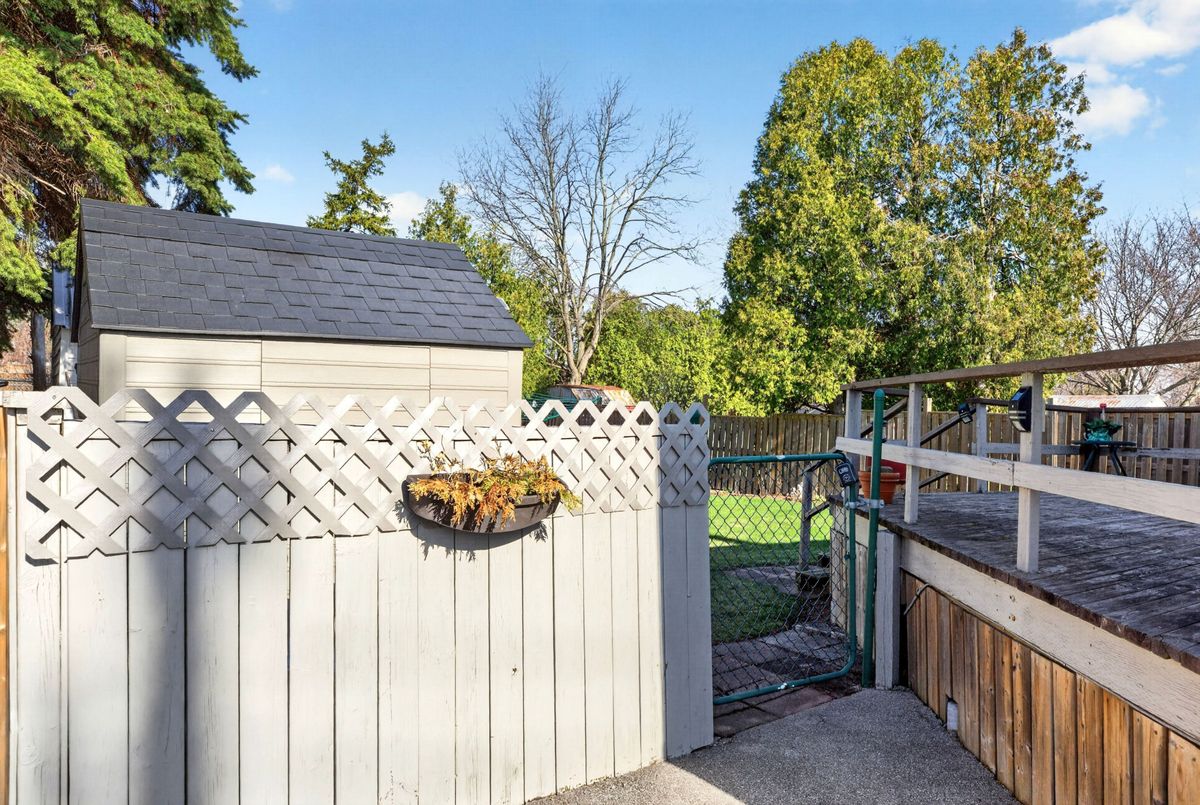 944 Garth Street Hamilton 944 Garth Street Hamilton