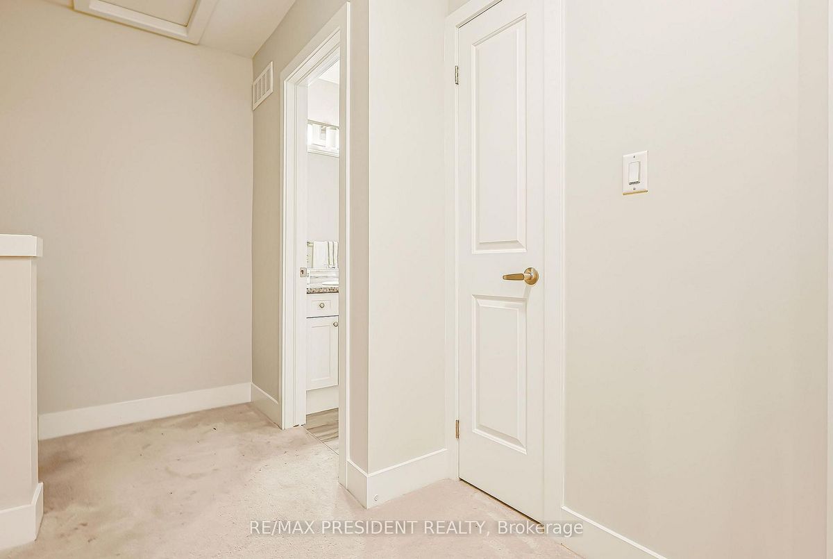 1960 DALMAGARRY Road London North 1960 DALMAGARRY Road London North