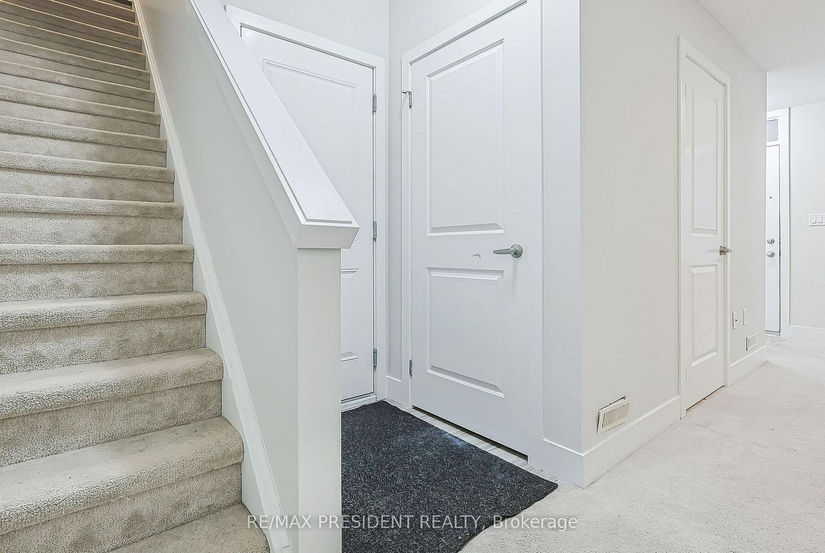 1960 DALMAGARRY Road London North 1960 DALMAGARRY Road London North