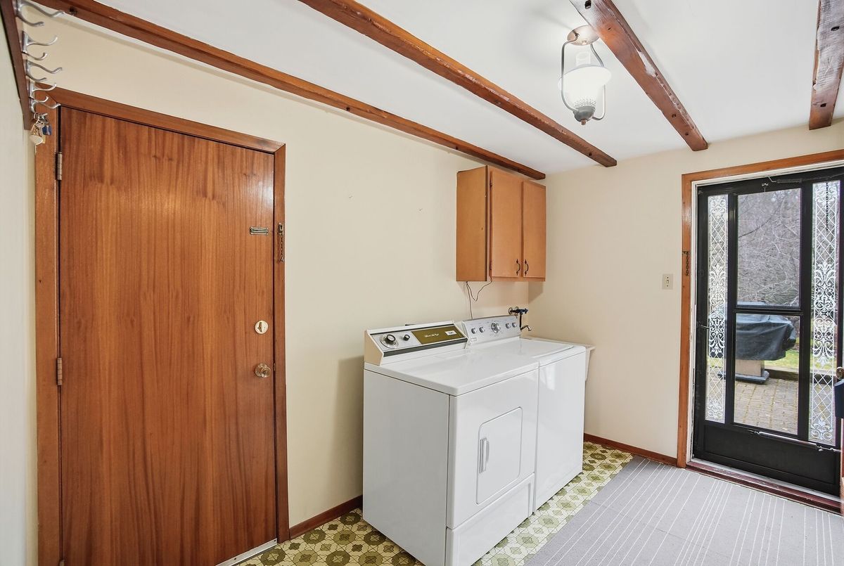 1668 Hamilton Road London East 1668 Hamilton Road London East