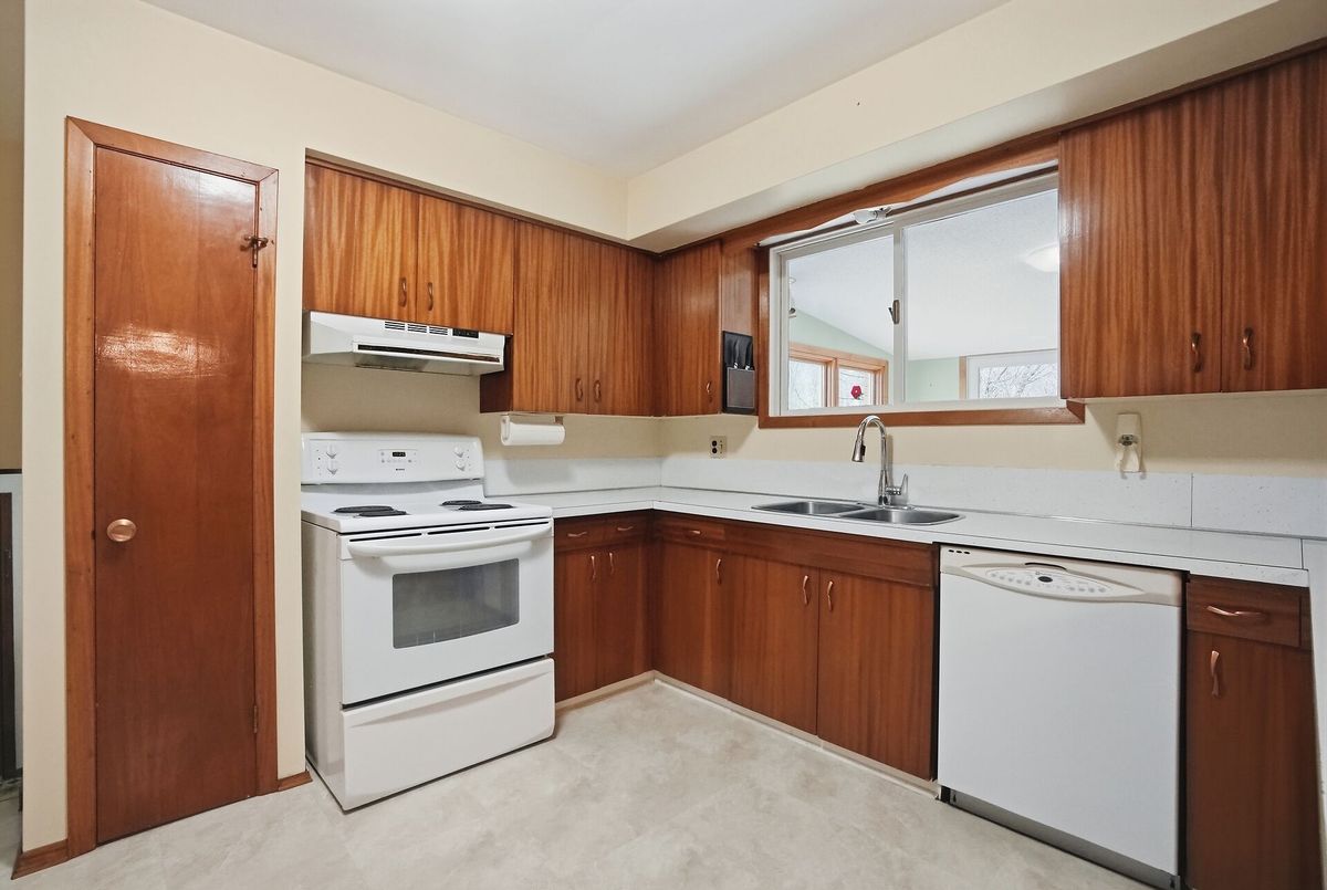 1668 Hamilton Road London East 1668 Hamilton Road London East