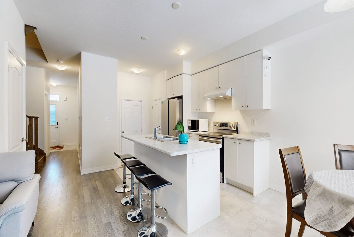 38 Lonsdale Road Haldimand 38 Lonsdale Road Haldimand
