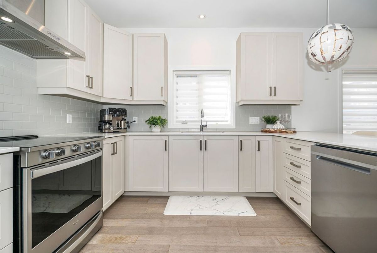 30 Times Square Boulevard Hamilton 30 Times Square Boulevard Hamilton