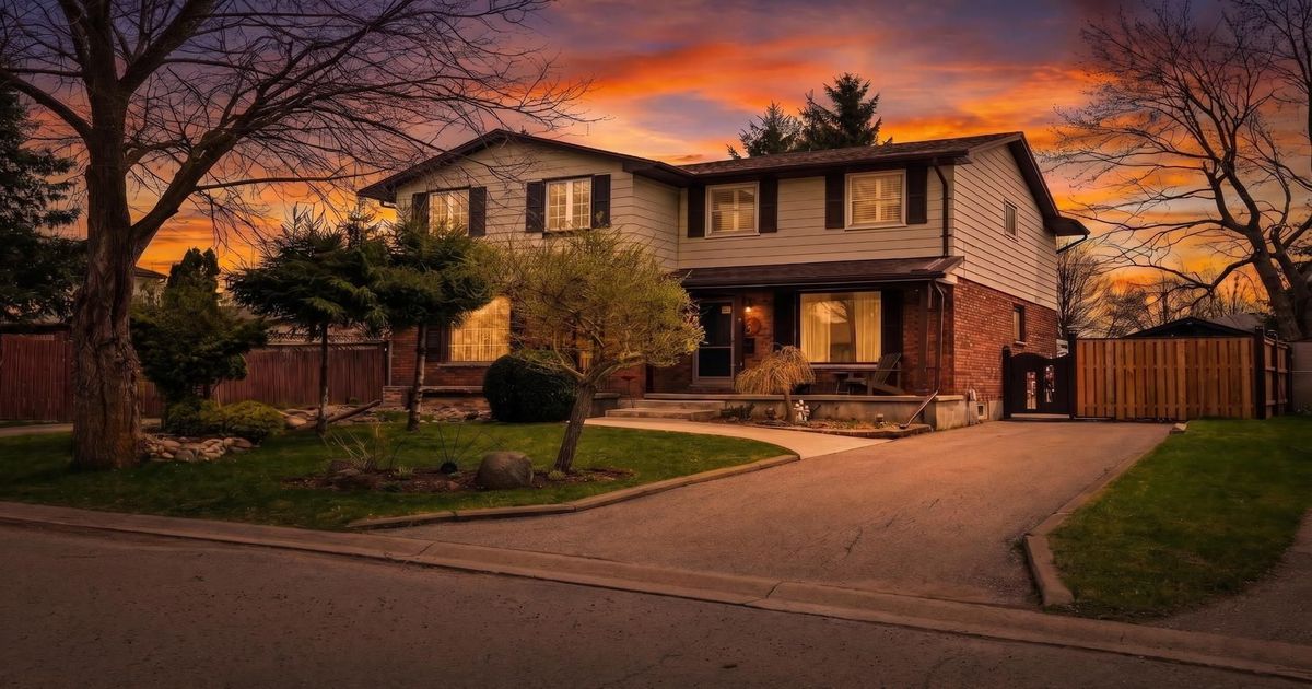 3 Lacey Crescent London South