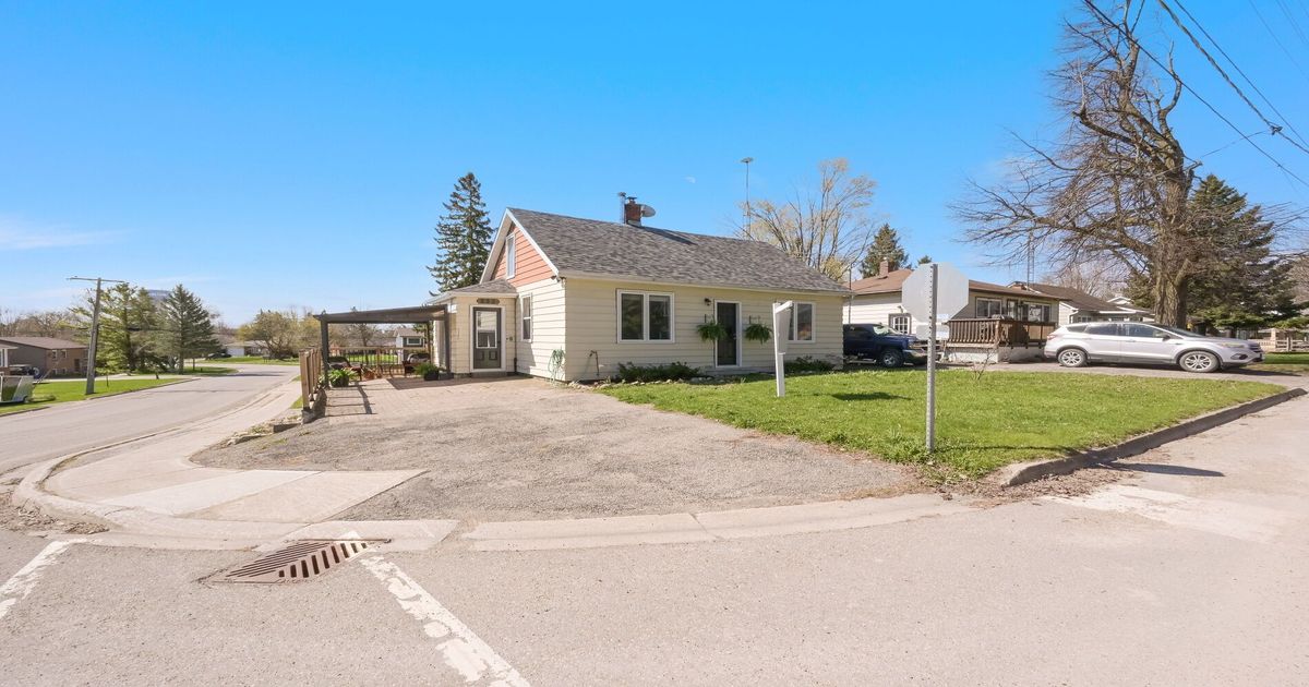 333 Andrew Street Shelburne