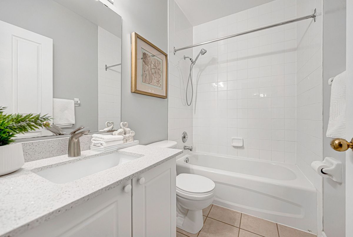 255 Keats Way Waterloo 255 Keats Way Waterloo