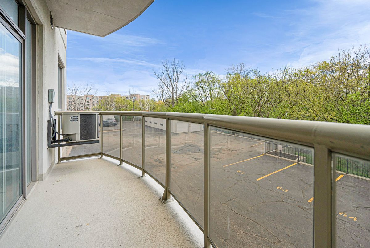 255 Keats Way Waterloo 255 Keats Way Waterloo