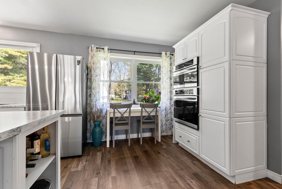 9984 Graham Road West Elgin 9984 Graham Road West Elgin