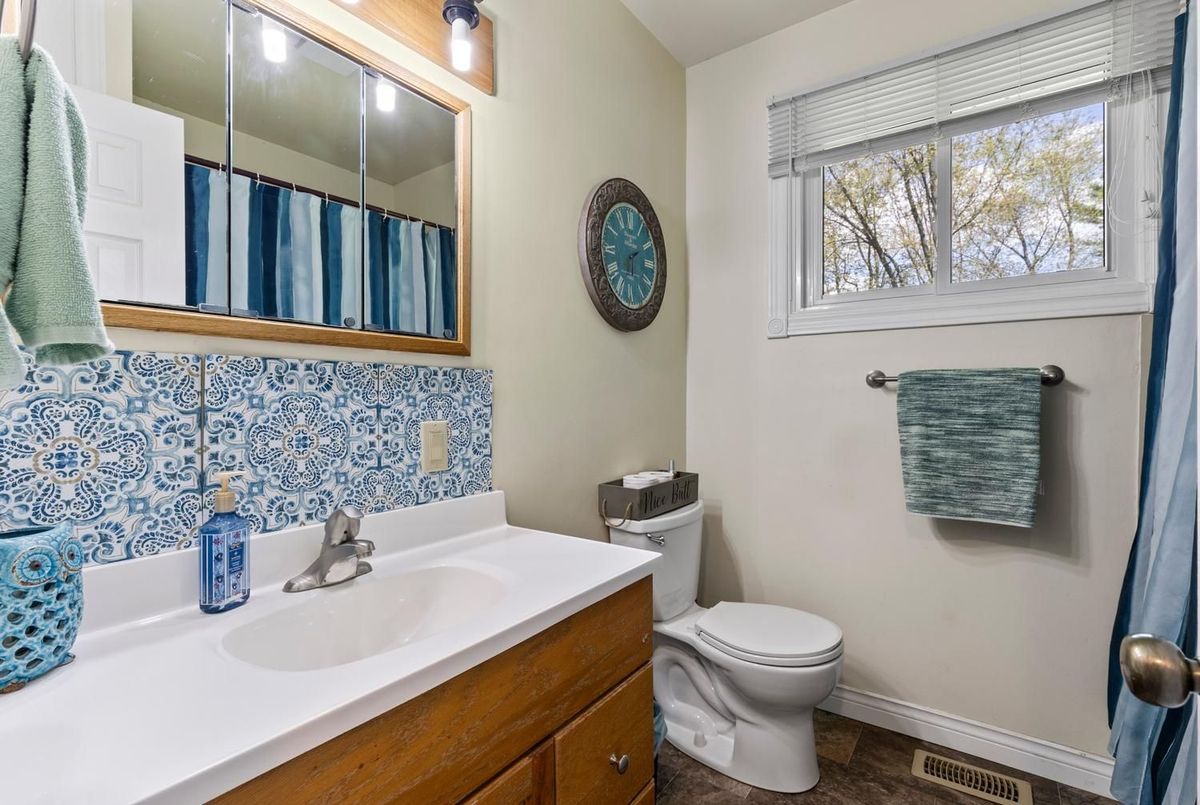 9984 Graham Road West Elgin 9984 Graham Road West Elgin