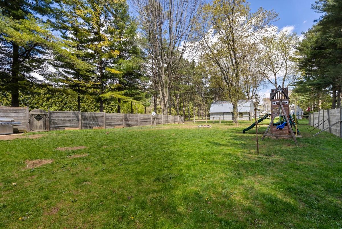 9984 Graham Road West Elgin 9984 Graham Road West Elgin